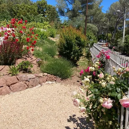 게스트하우스 Du Belvedere - Jardin Saint-Raphaël